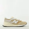 New Balance sneaker beige