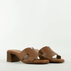 Oh My Sandals slipper cognac