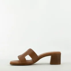 Oh My Sandals slipper cognac