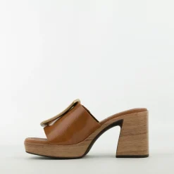 Oh My Sandals slipper cognac